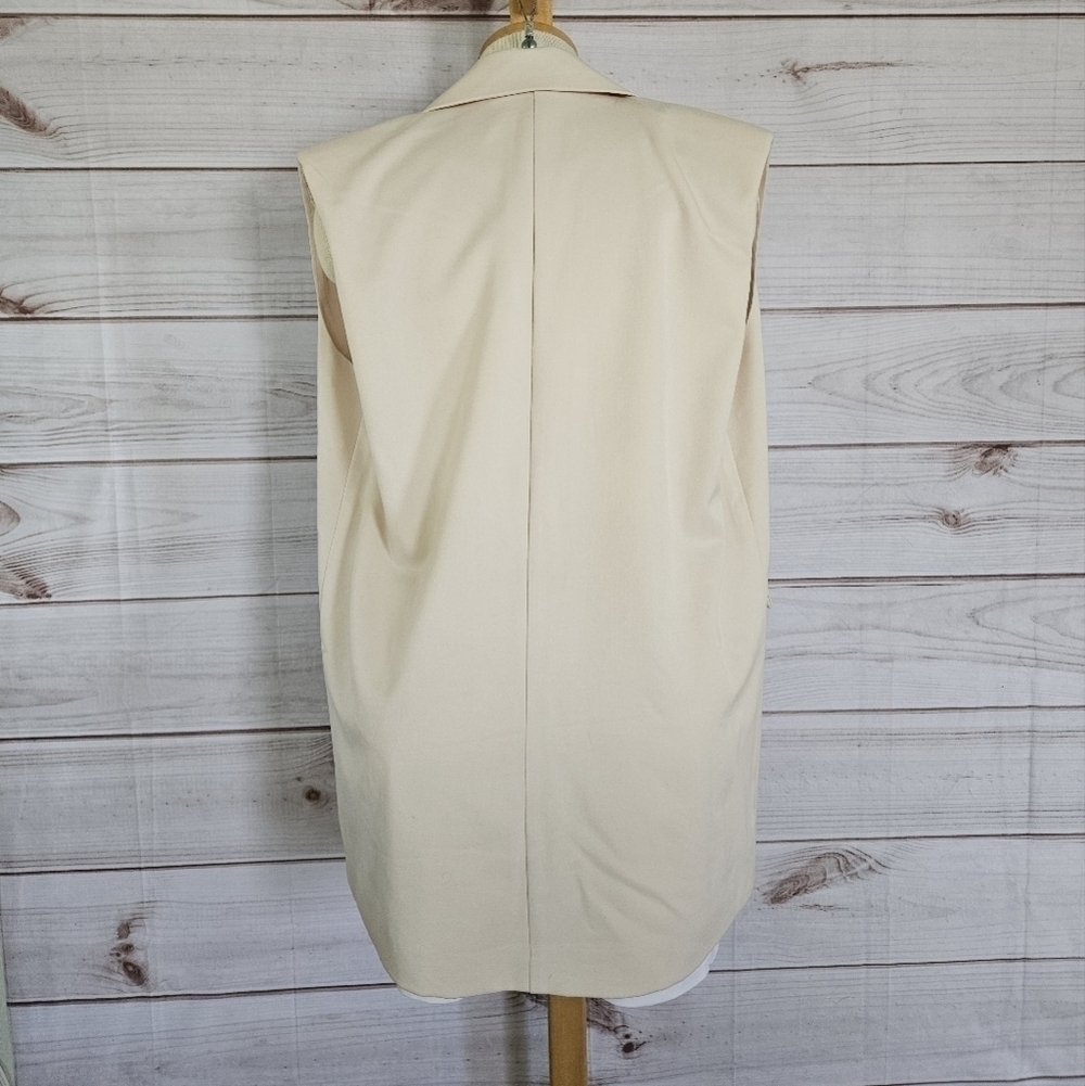 4th + Reckless Sleeveless Single Breast Oversized Blazer in Cream Size Small - Picture 6 of 16